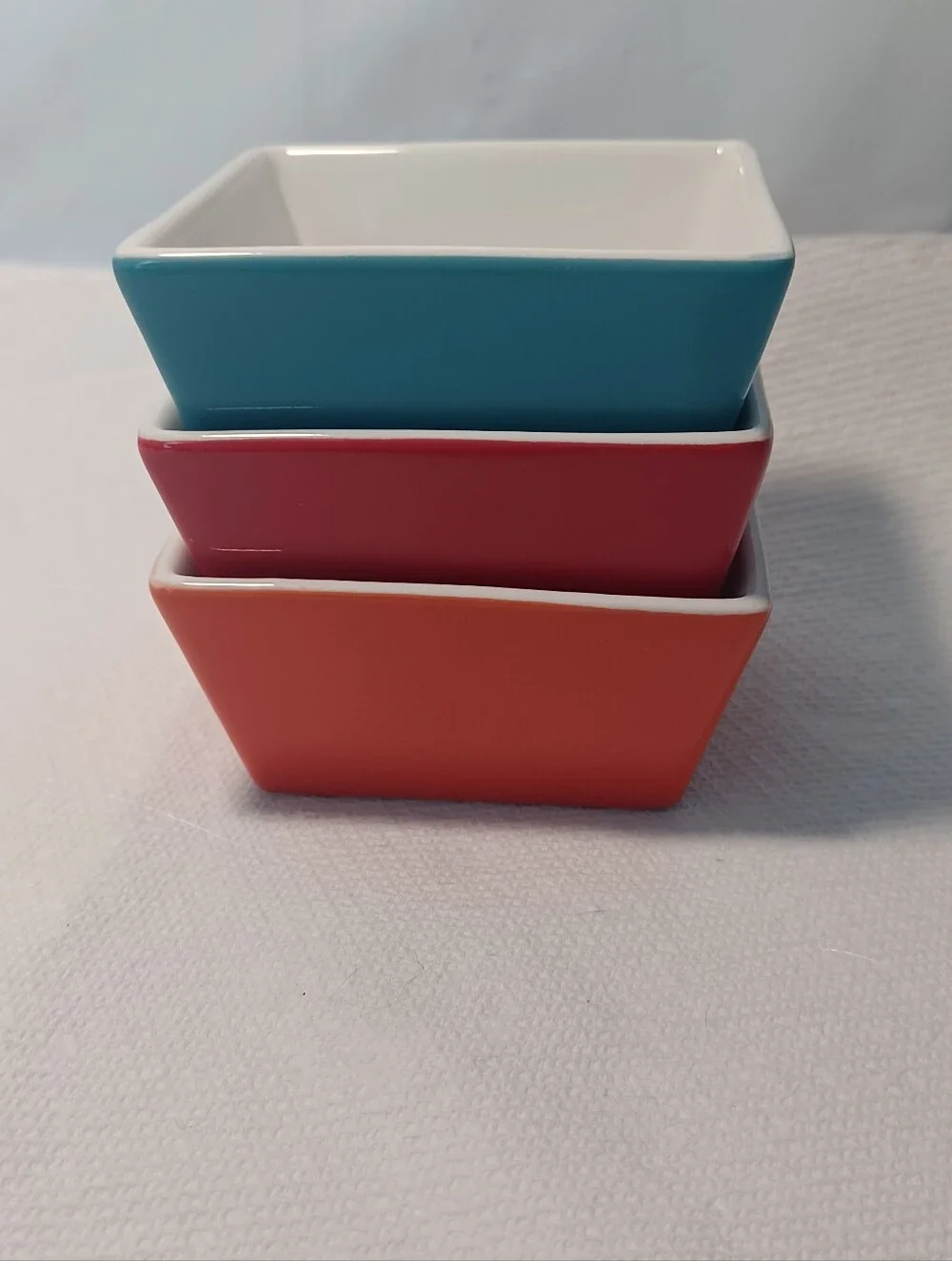 Crate & Barrel Trio of Sauce Dishes / Dip Bowls 3